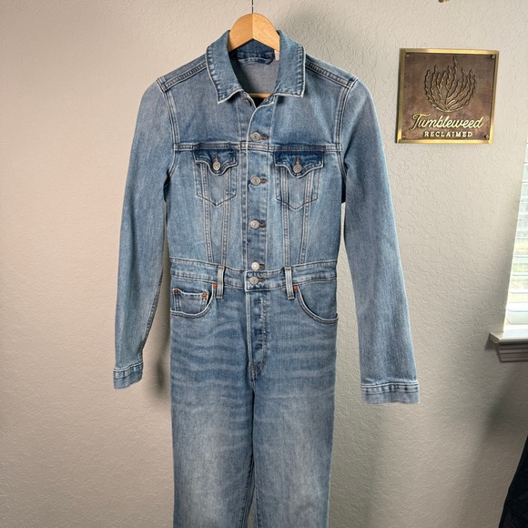 Levis Womens Denim Jumpsuit Medium Wash Long Sleeve Button Front XS 81862-0000 - Picture 3 of 13
